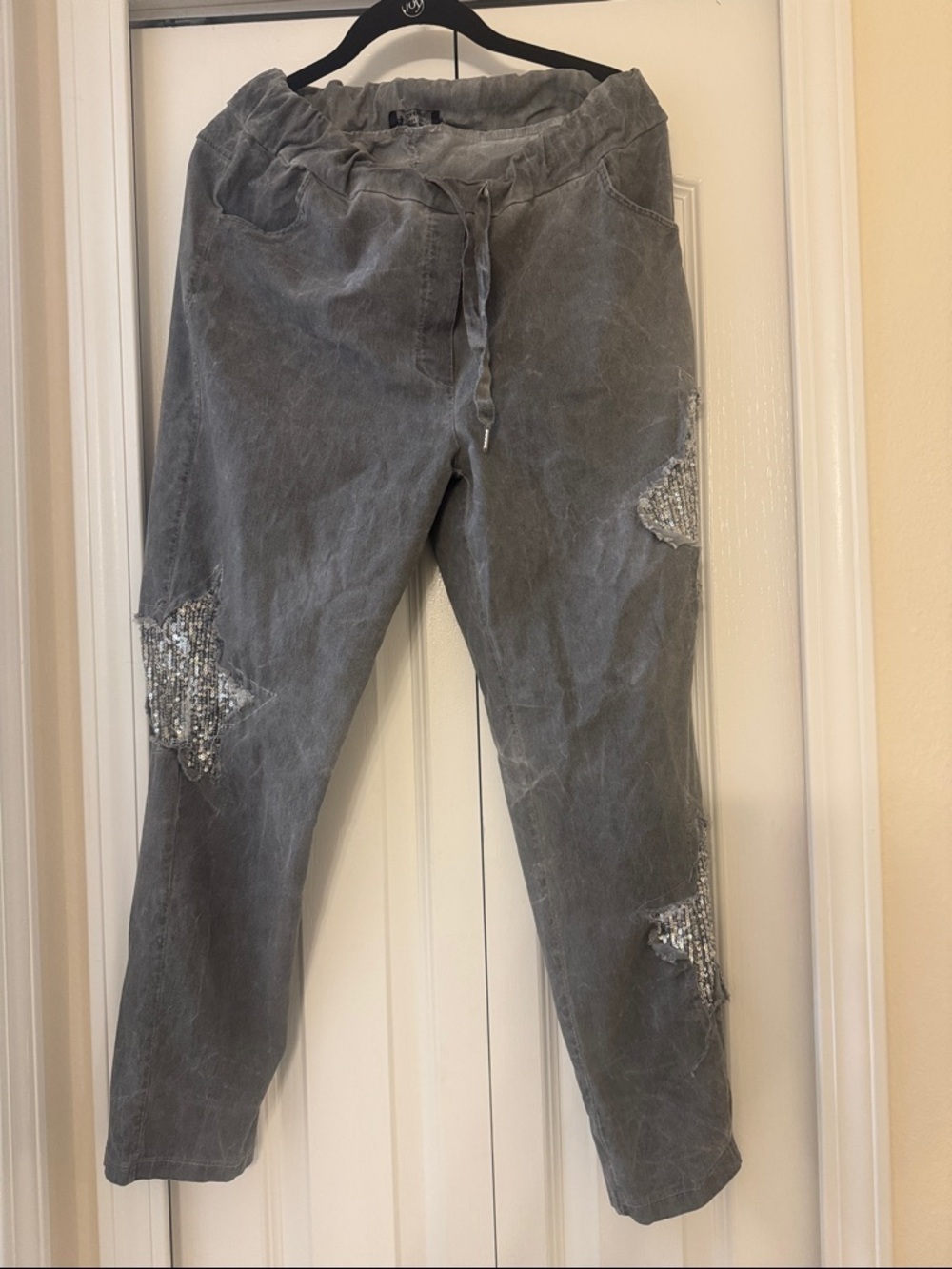 Gray Sequin Star Embellished Joggers - Picture 3 of 9